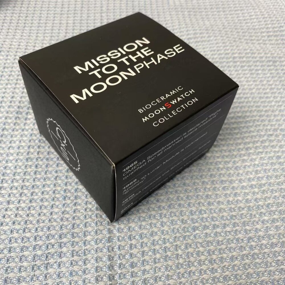 🔥Swatch x Omega Snoopy Moonphase Chronograph | Black Bioceramic - Picture 5 of 7